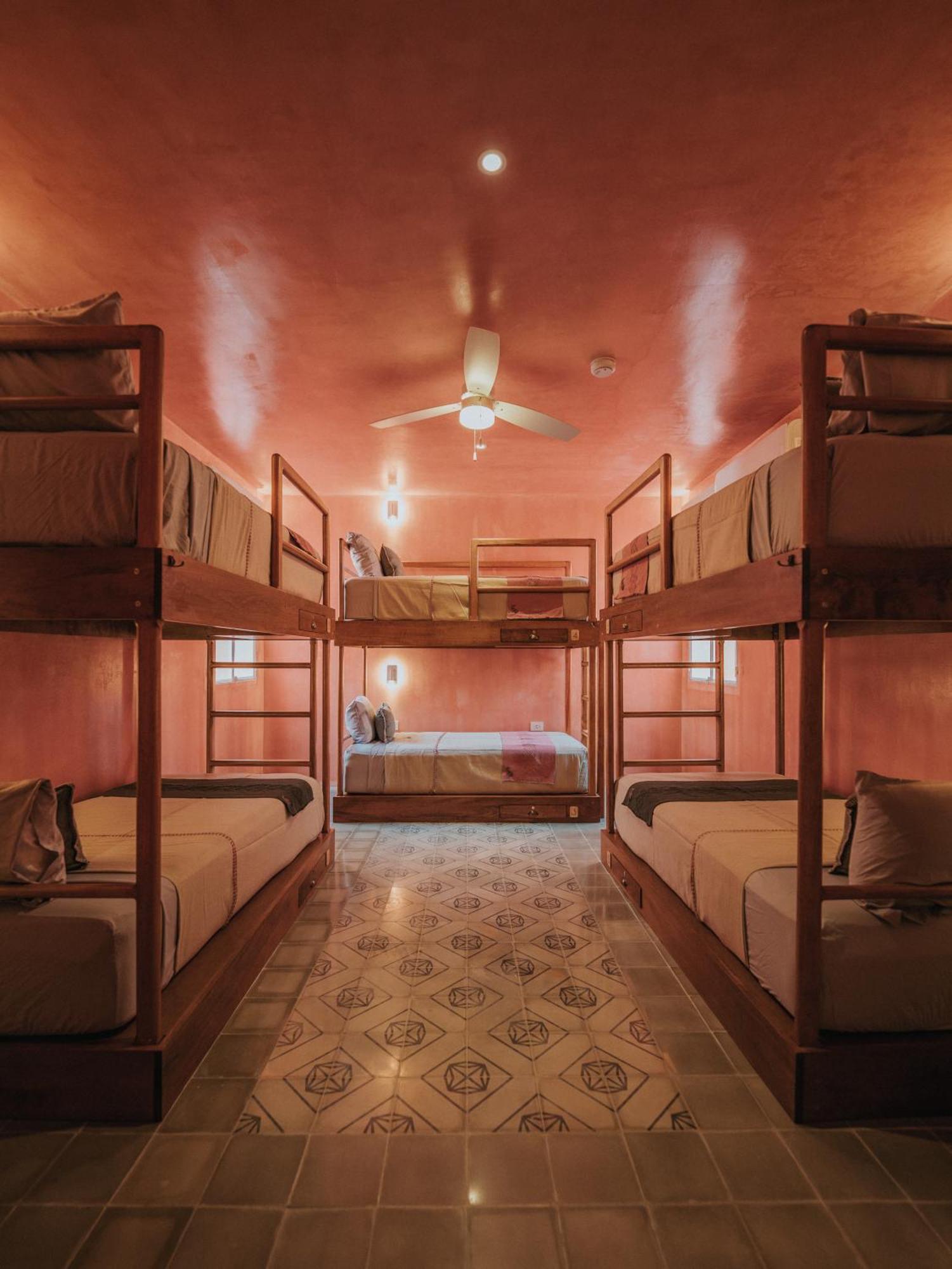Casa Amate 61 Boutique Hostel Мерида Экстерьер фото