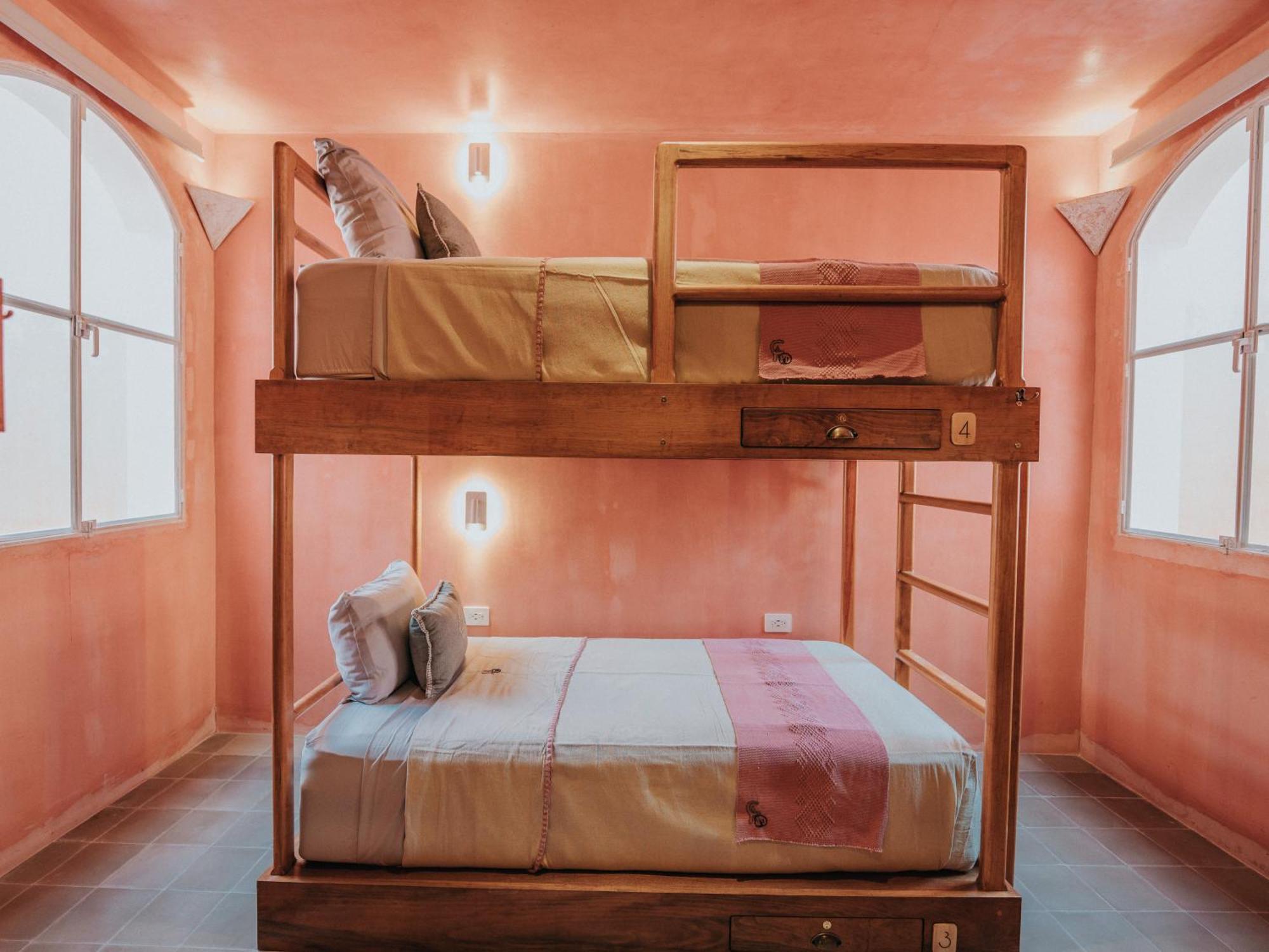Casa Amate 61 Boutique Hostel Мерида Экстерьер фото