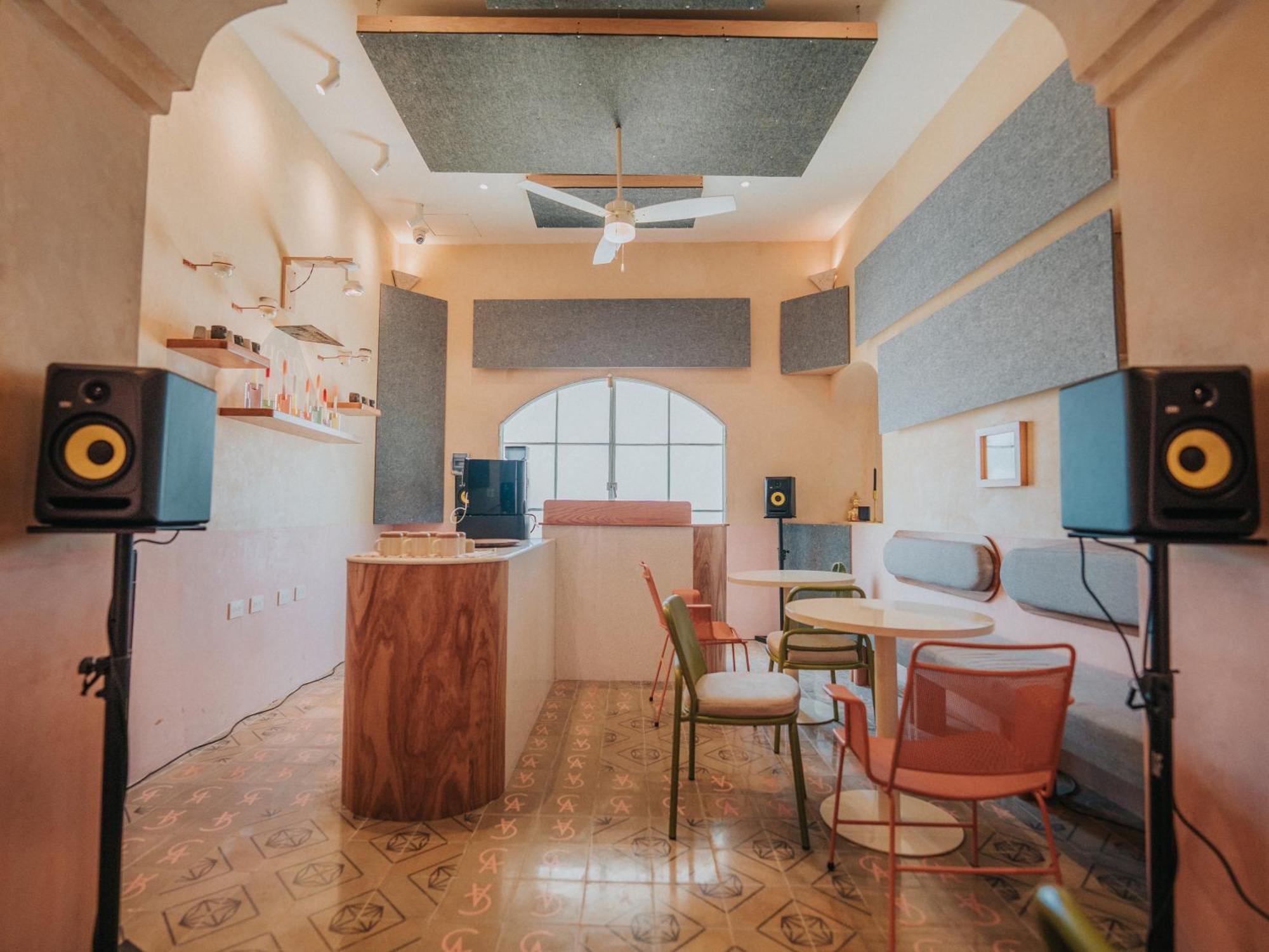 Casa Amate 61 Boutique Hostel Мерида Экстерьер фото