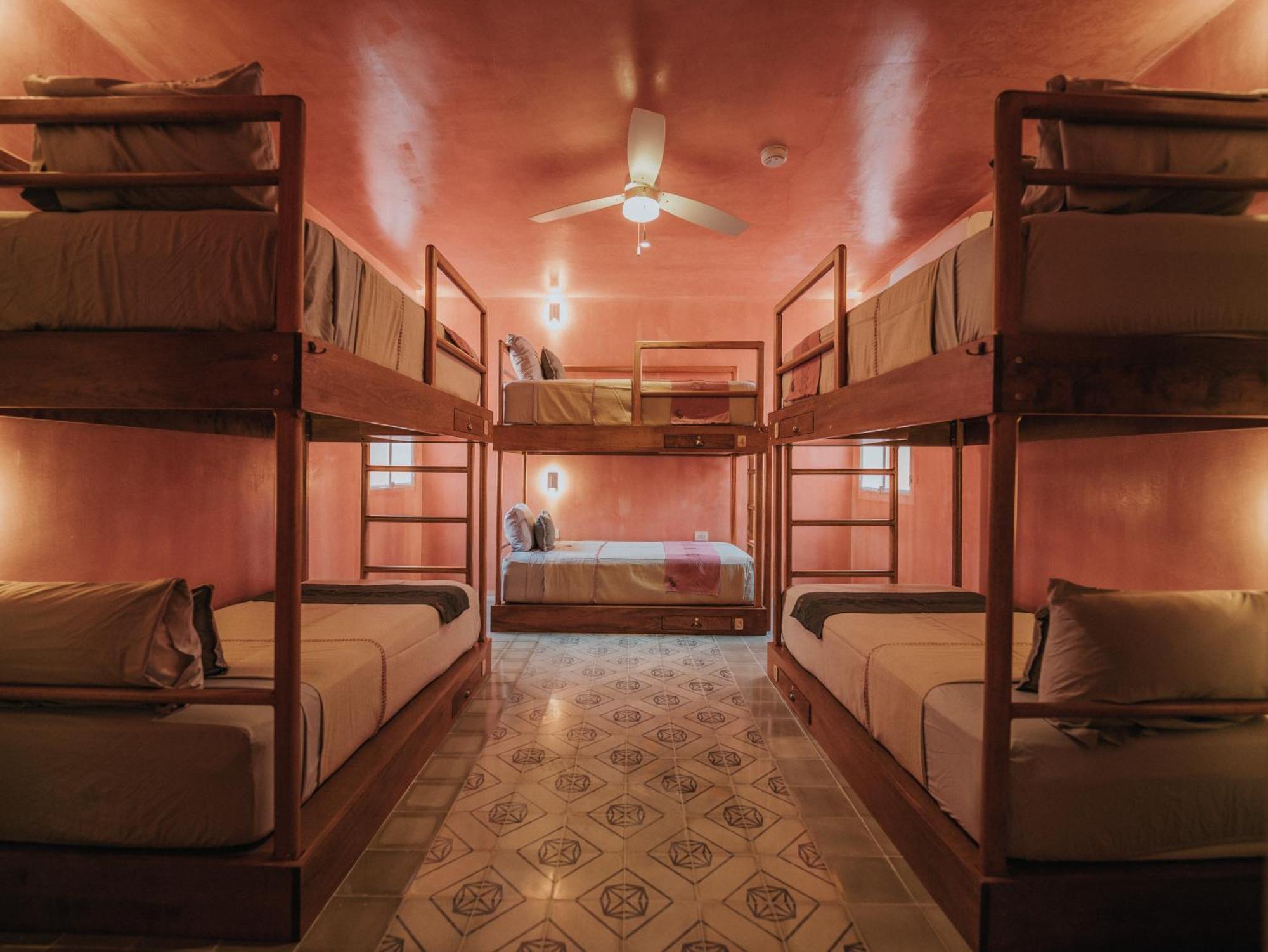 Casa Amate 61 Boutique Hostel Мерида Экстерьер фото
